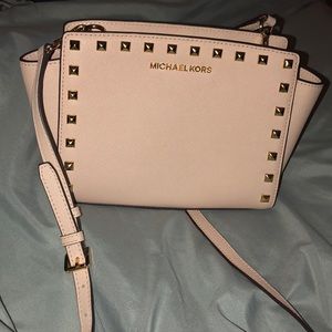Michael Kors Messenger Bag
